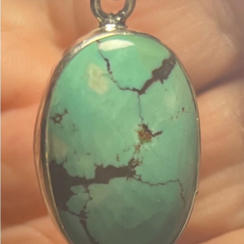 Kingman Navajo Turquoise Pendant. Rare and luxurious. 925 Sterling Silver.